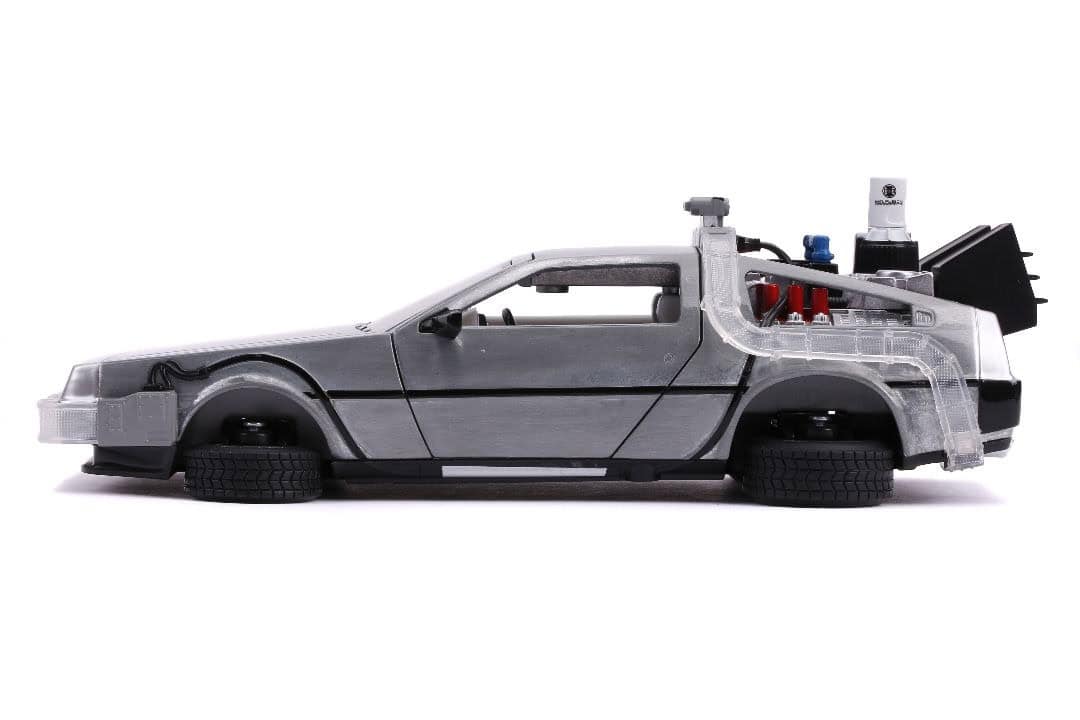 Jada Back to The Future 2 DeLorean Time Machine with Lights 1:24 Diecast